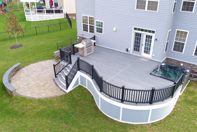 curved deck with black railing in Northern Virginia