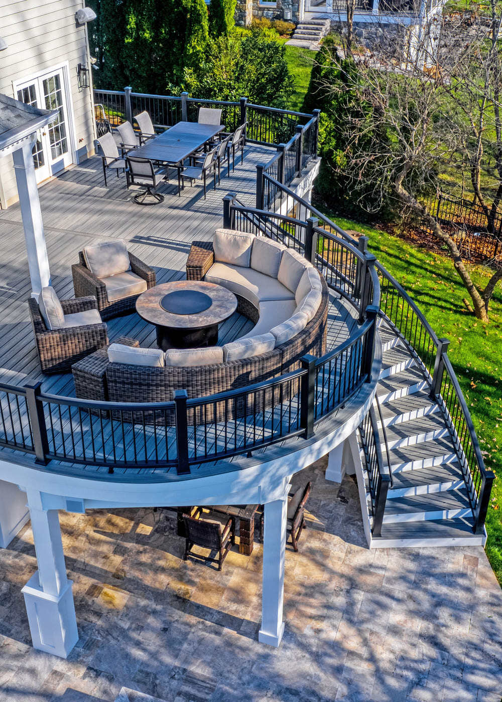 circle deck attached to square part with rounded stair case